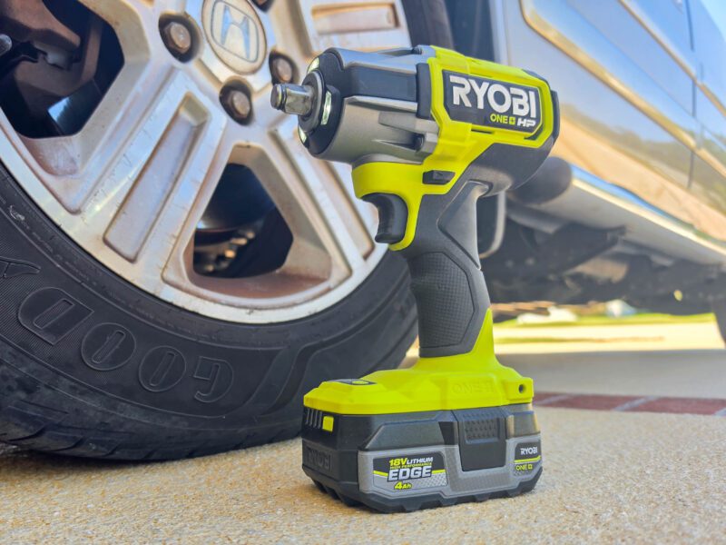 Ryobi 18V Mid-torque Impact Wrench PBLIW25-4